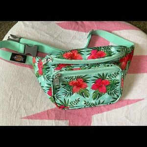 Fanny pack